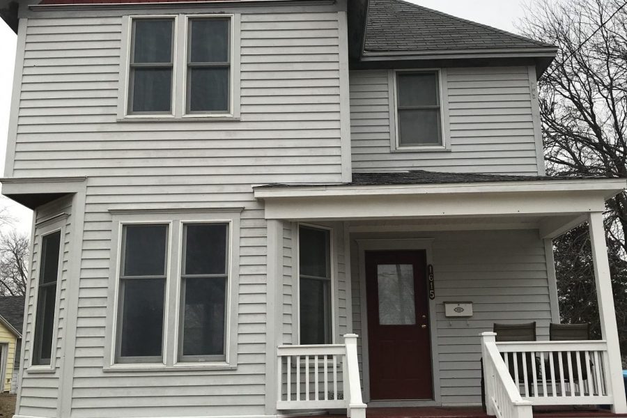 1615 W. 4th St., Dixon, IL 61021